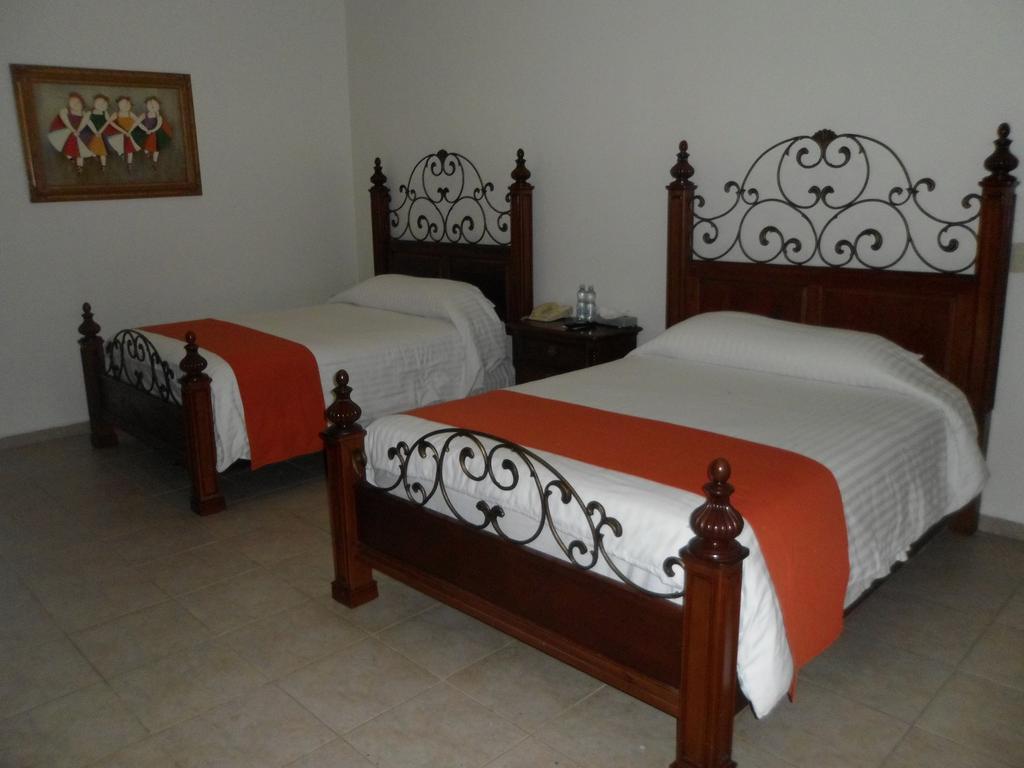 Hotel Poza Rica Inn ภายนอก รูปภาพ